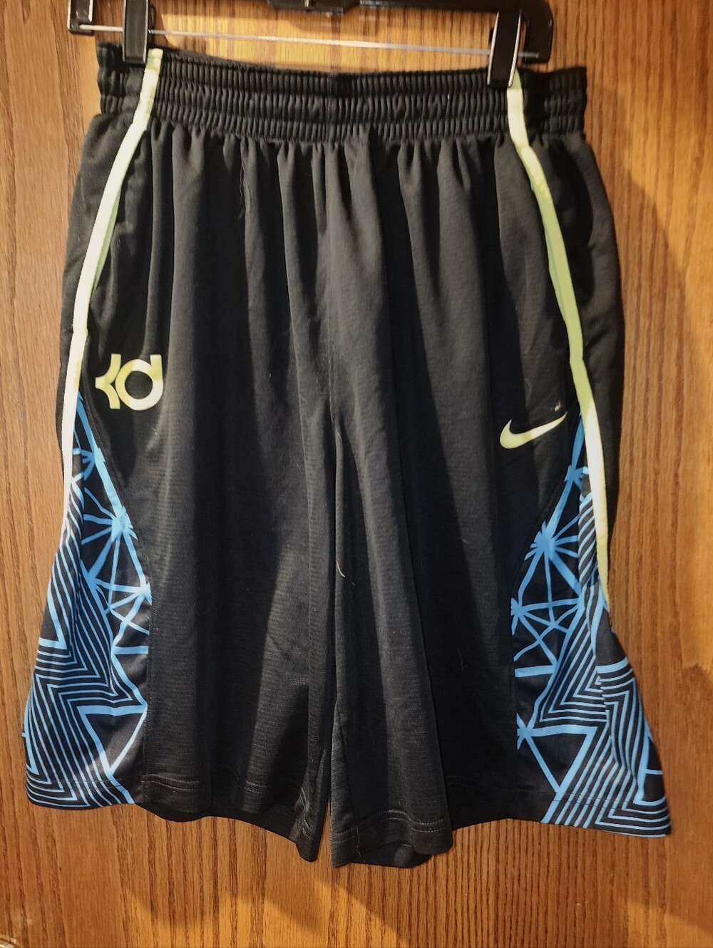 Nike KD Dry Fit Black Men's Basketball Shorts with Blue Geometric Accent L